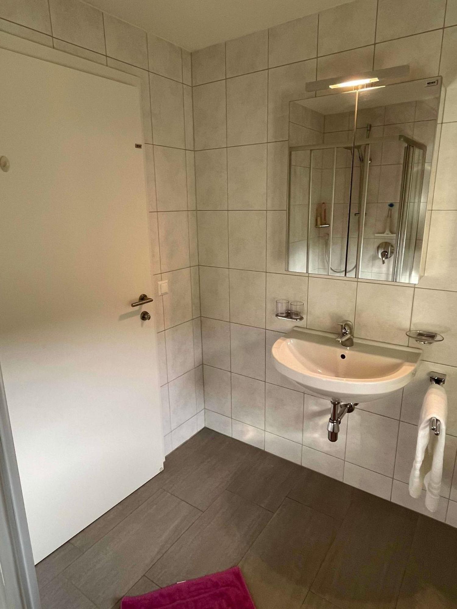 נאודרס Ferienwohnung Mops מראה חיצוני תמונה